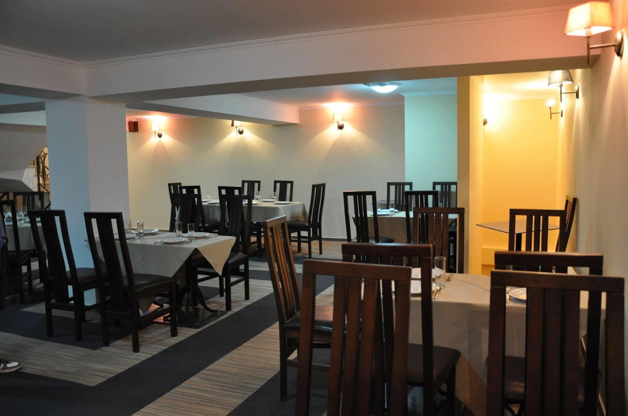 Vigo Grand Hotel Ploiesti Exterior photo
